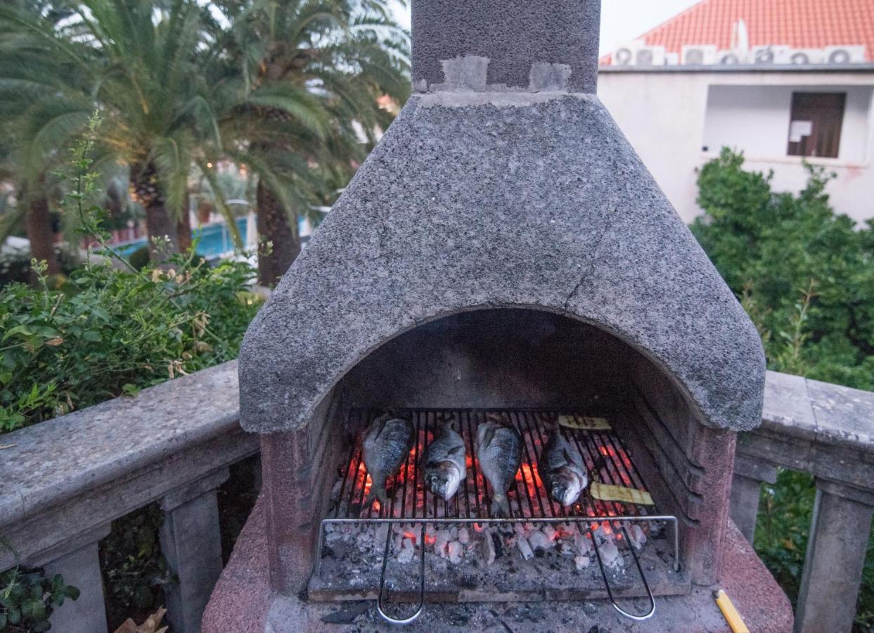 Apartmani Stones Sutivan I Exterior foto
